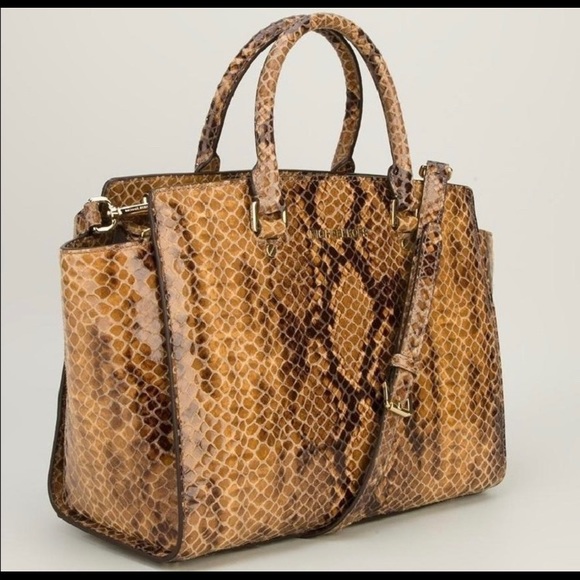 Snake Print Michael Kors bag (with shoulder strap) - Picture 6 of 7